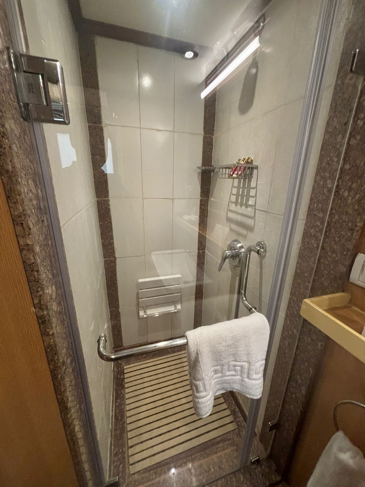 Deluxe Cabin